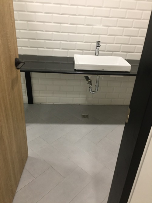 浴室乾濕分離-屏東浴室整修-高級浴櫃安裝