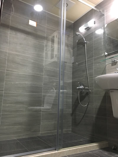 豪宅浴室興建-屏東浴室裝修-乾溼分離-浴櫃安裝